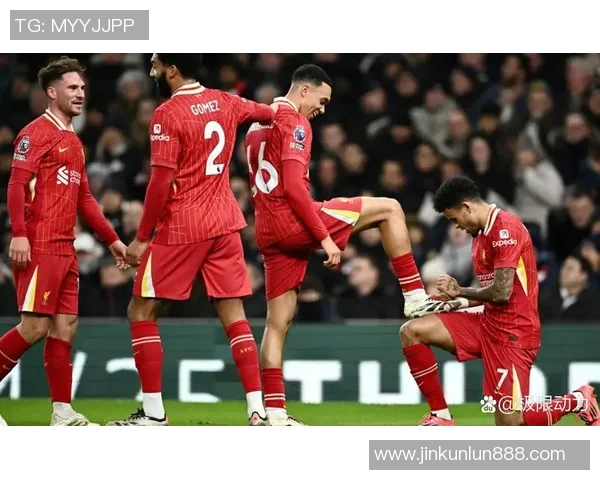 英超激战莱比锡大胜尤文图斯神奇扑救引发全场狂欢